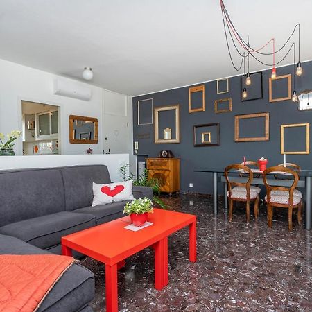 Udine Viale Venezia Huge Red Apartment Exterior foto